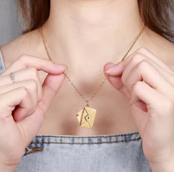 NUVEXA™️- ENVELOPE LOVE LETTER PENDANT NECKLACE